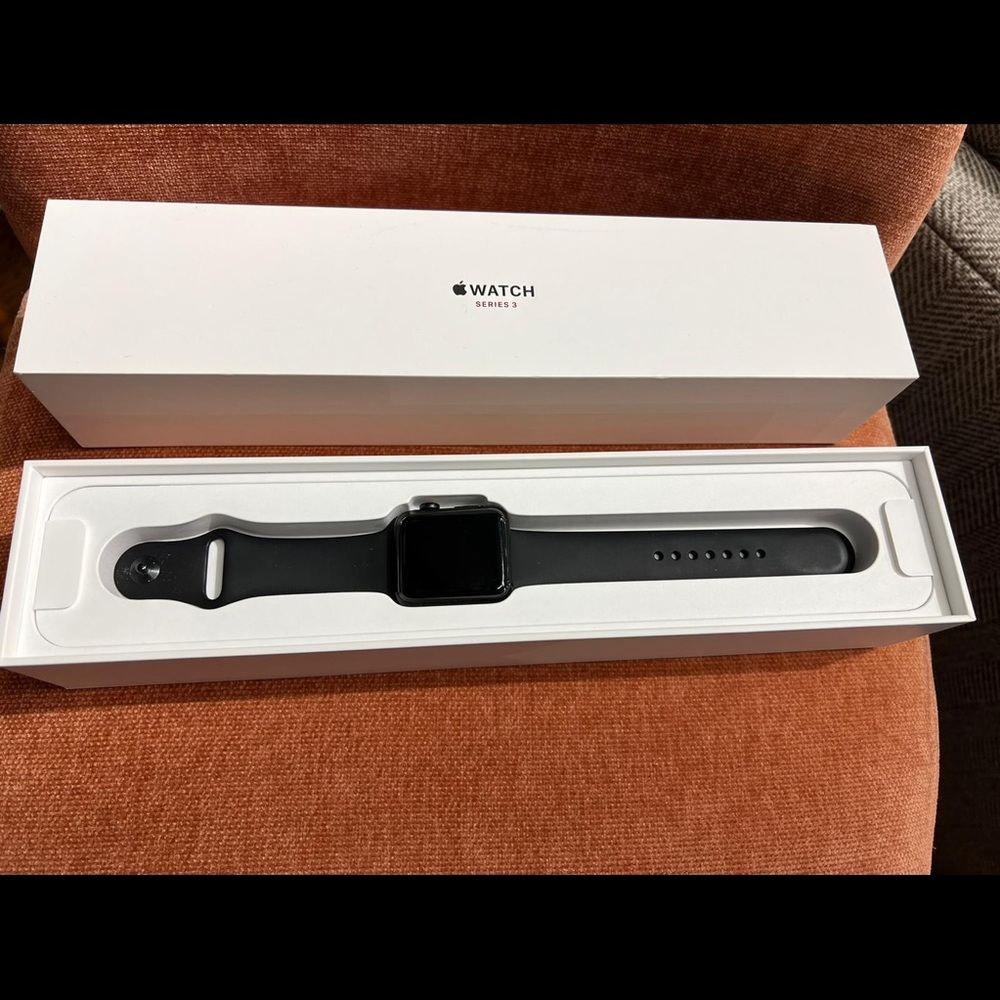 Apple 3rd generation iwatch used but in great condition . Charger included